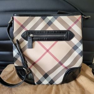 Gently used Authentic Burberry Dryden Crossbody